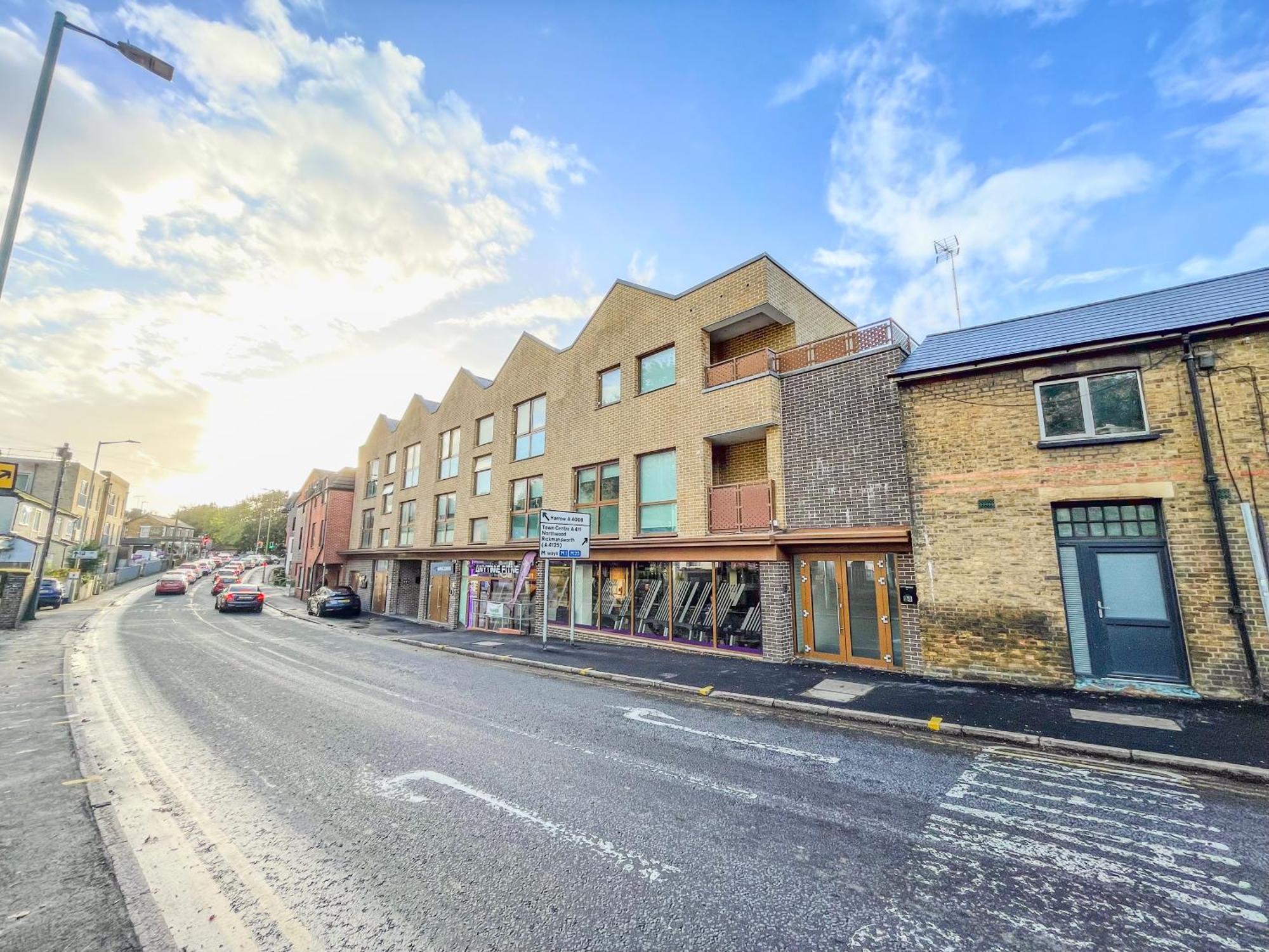 Ideal Family & Business Stay! 2 Min To Station, 10 Min To Harry Potter, 30 Min To London Euston & Free Parking! Watford  Exterior foto